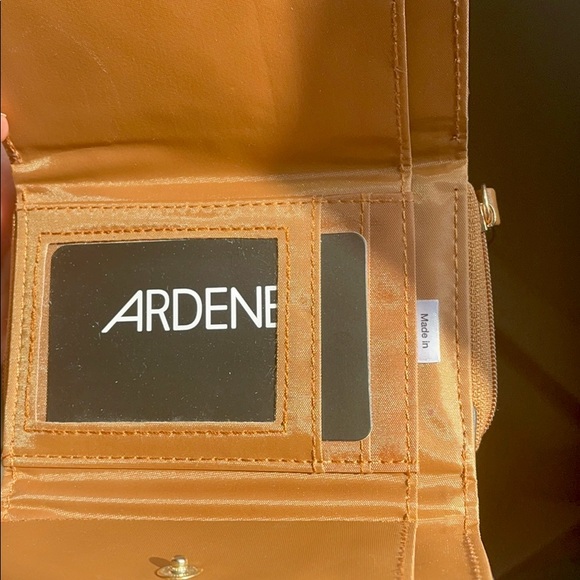 Wallet - Picture 4 of 5